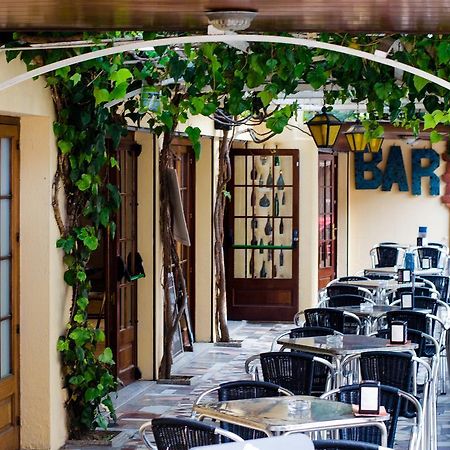 Hostal Lloret Льорет-де-Мар Экстерьер фото