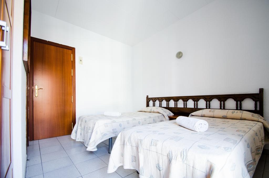 Hostal Lloret Льорет-де-Мар Экстерьер фото