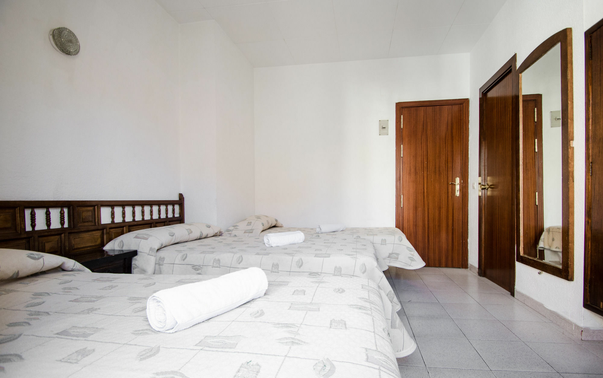 Hostal Lloret Льорет-де-Мар Экстерьер фото