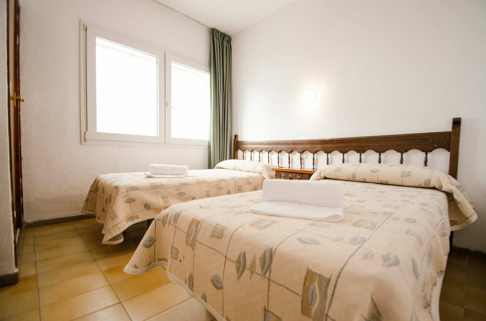 Hostal Lloret Льорет-де-Мар Экстерьер фото